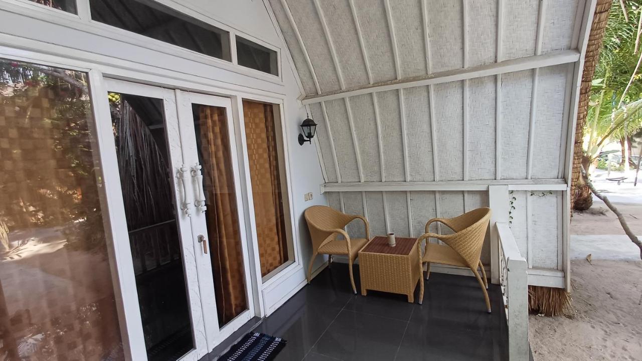 Lucky'S Hostel Gili Air Ngoại thất bức ảnh