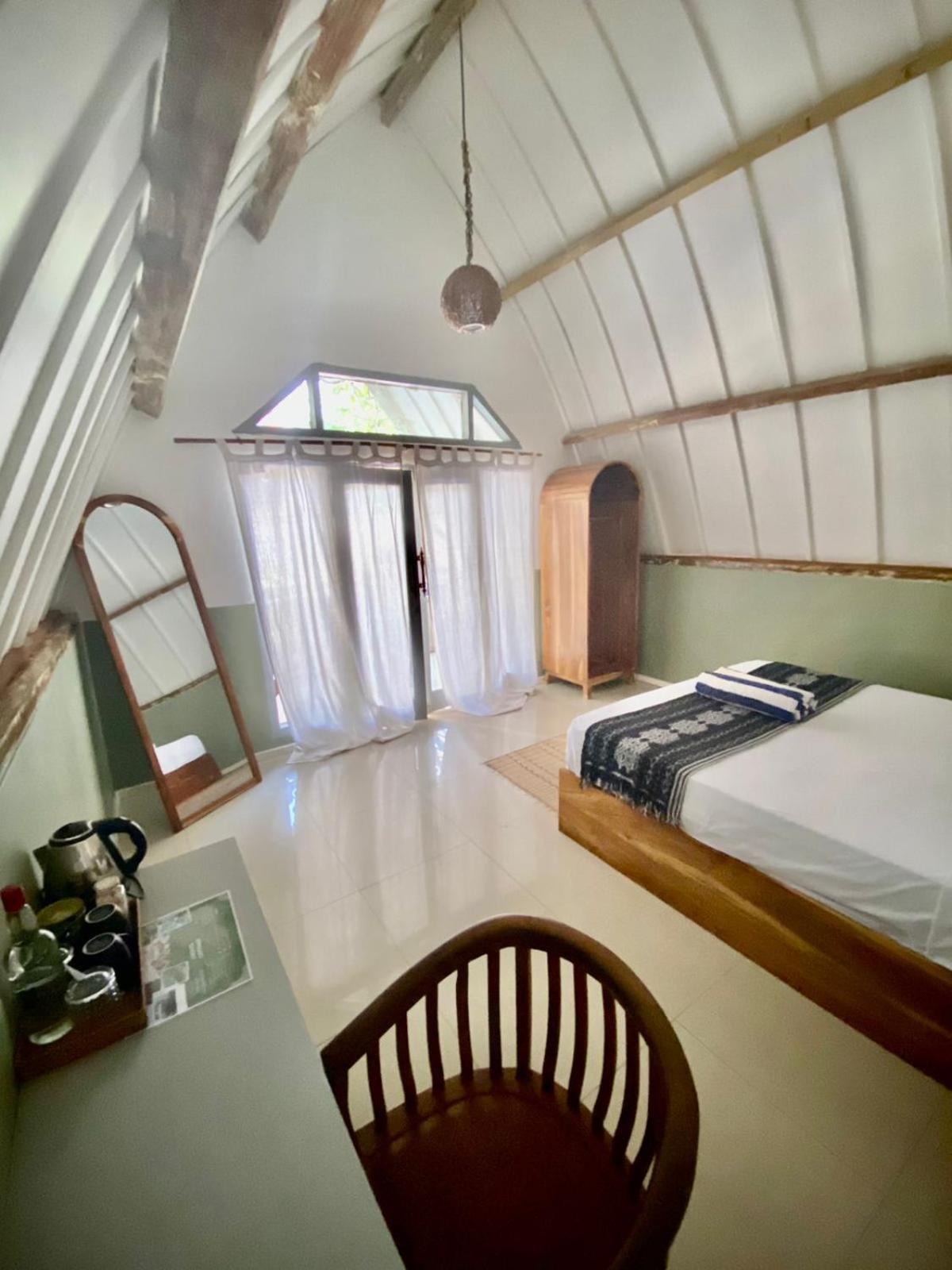 Lucky'S Hostel Gili Air Ngoại thất bức ảnh